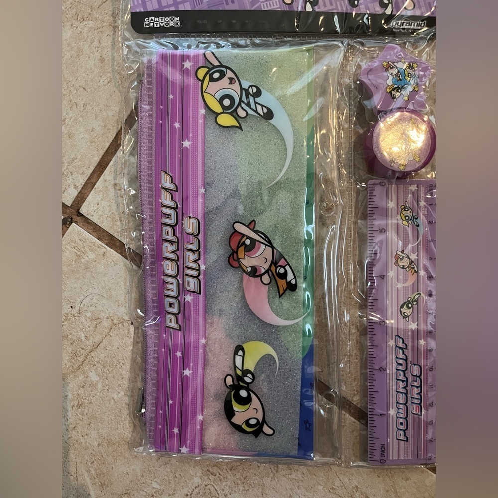 NEW Powerpuff Girls Study Kit 2002 - Picture 2 of 6